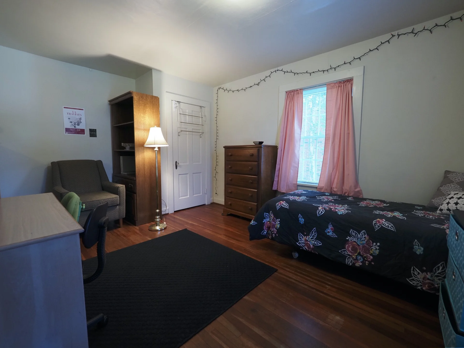 333 Room 11-1