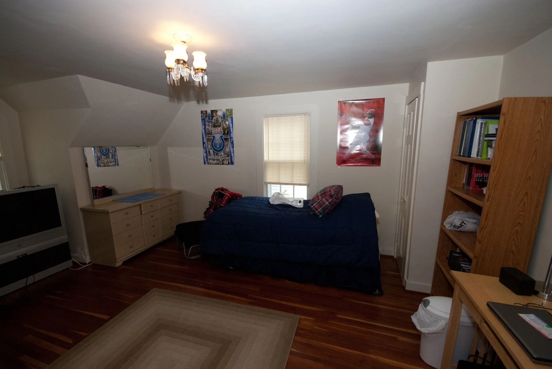 333 Room 22-2